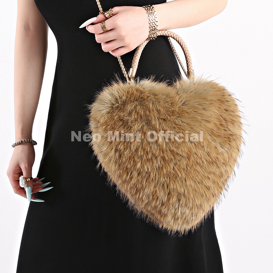 กระเป๋าถือรูปหัวใจขนแรคคูนเทีย - Women Bags Ru บทวิจารณ์และราคา